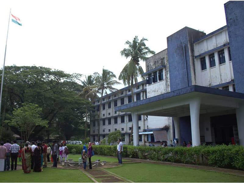 The Cochin College