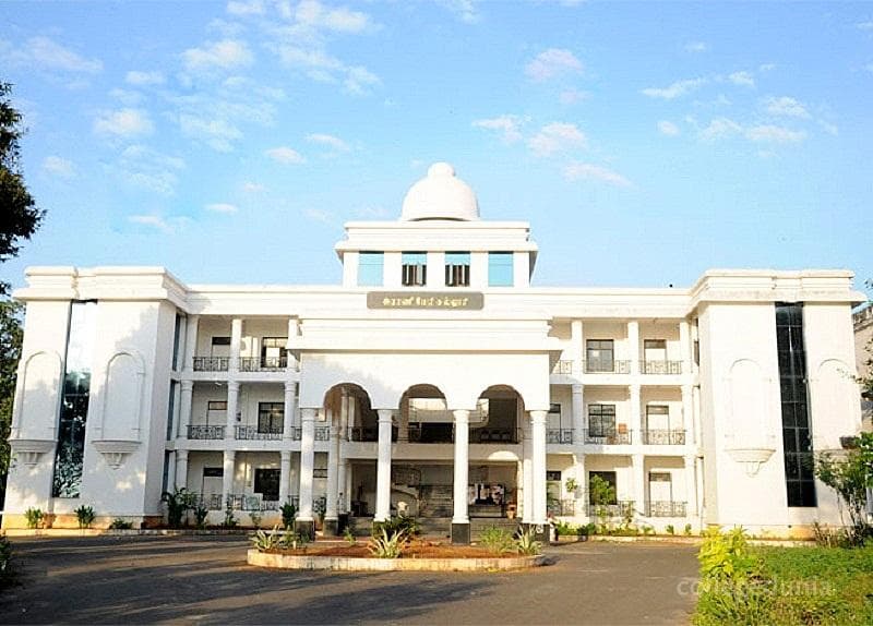 Queen Mary's College-image