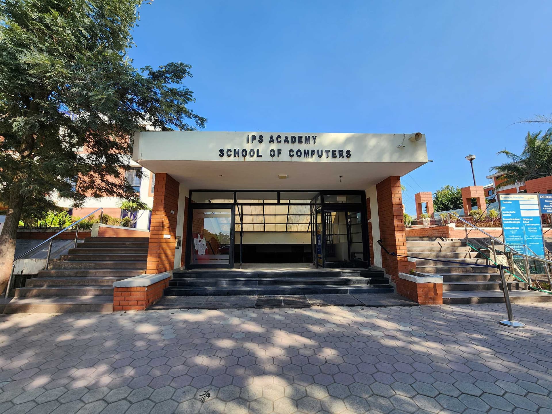 Rajiv Gandhi College of Pharmacy-logo