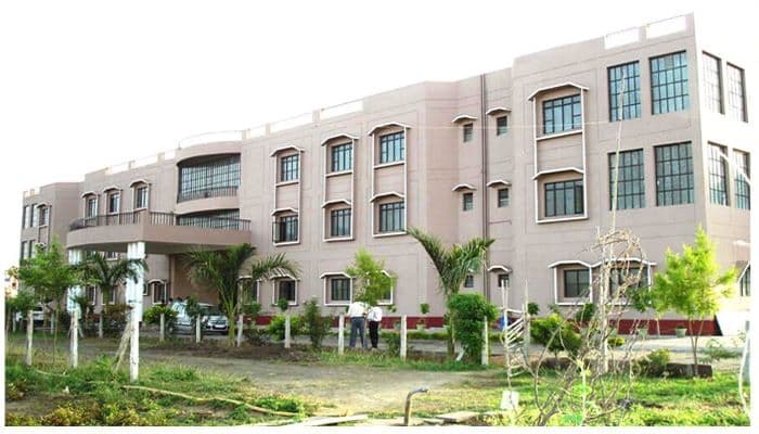 Ravishankar College of Pharmacy-image