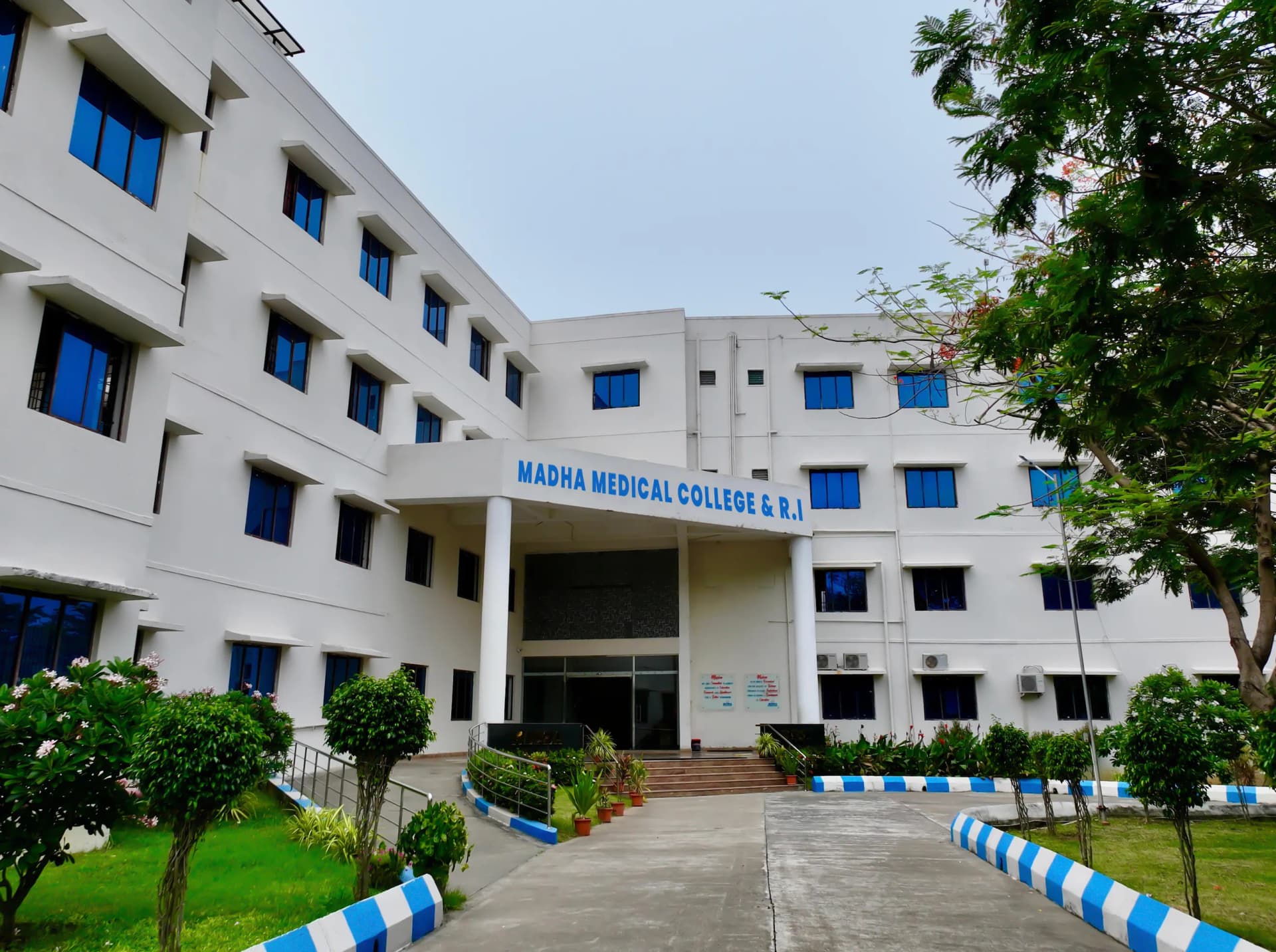 Madha Medical College and Research Institute-image