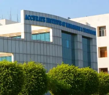 Accurate College of Pharmacy-image
