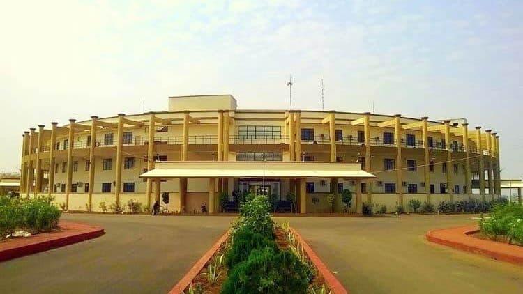 Hidayatullah National Law University-image