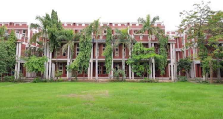 Sarvajanik University-image