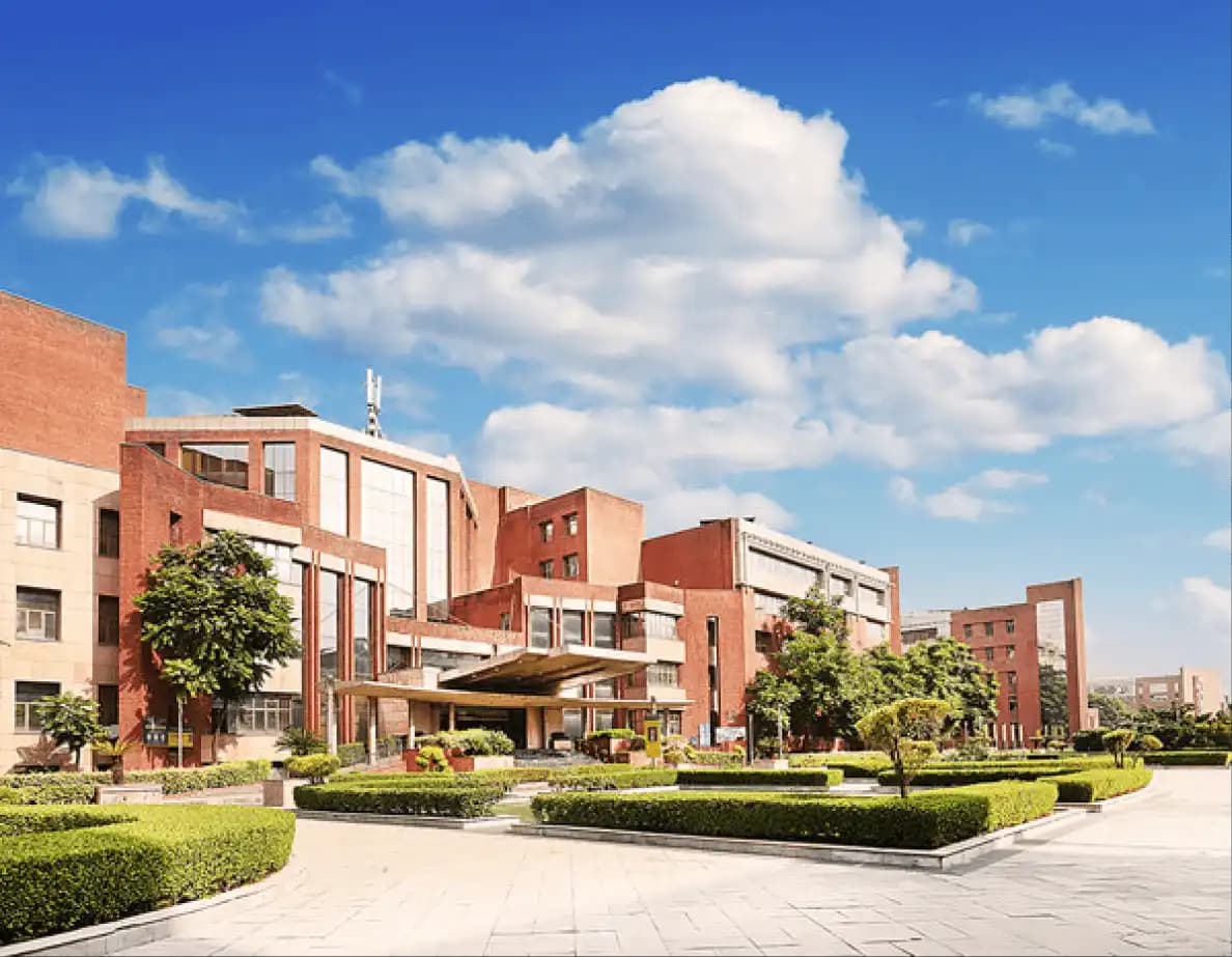 Amity University Online-image