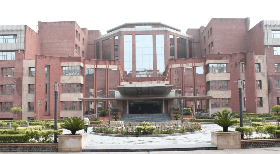 Amity School of Fashion Technology-image