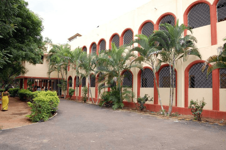 Sri Adi Chunchanagiri WomenÃ¢â‚¬â„¢s College-image