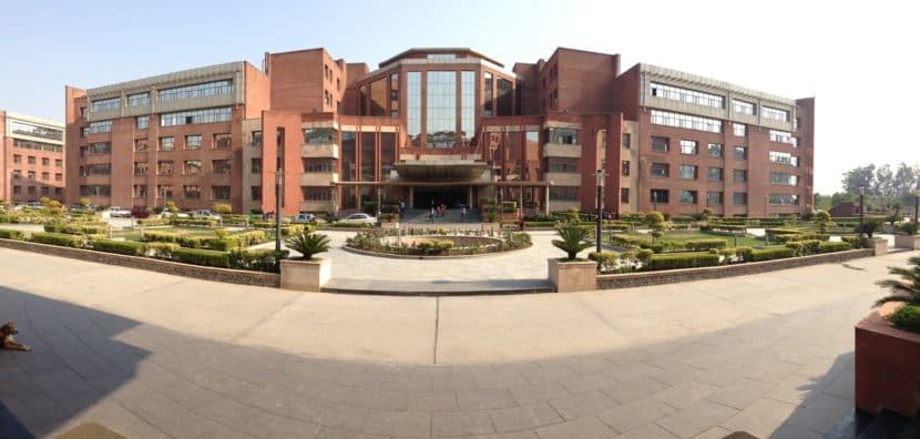 Amity International Business School-image