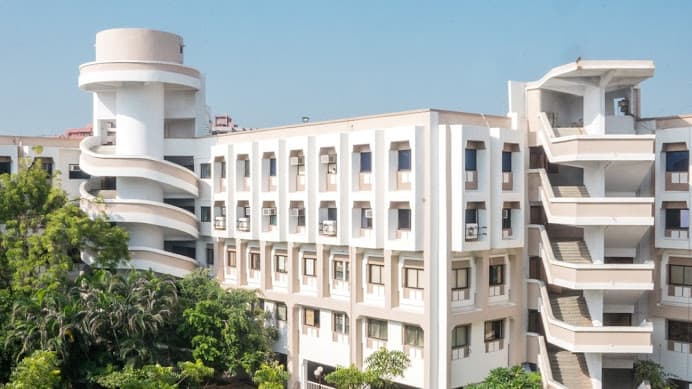 GLS Institute of Business Administration-image
