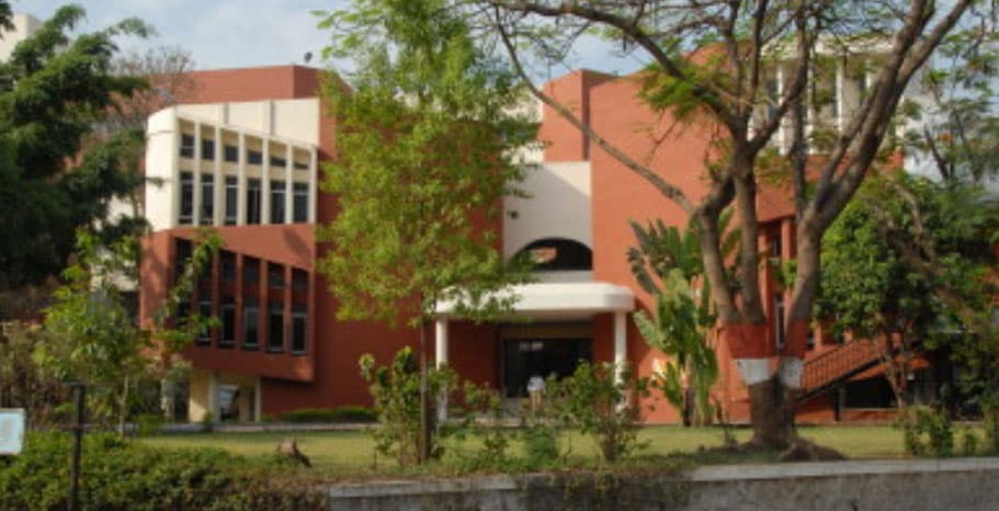 Bharati Vidyapeeth University Center for Health Management Studies & Research-image