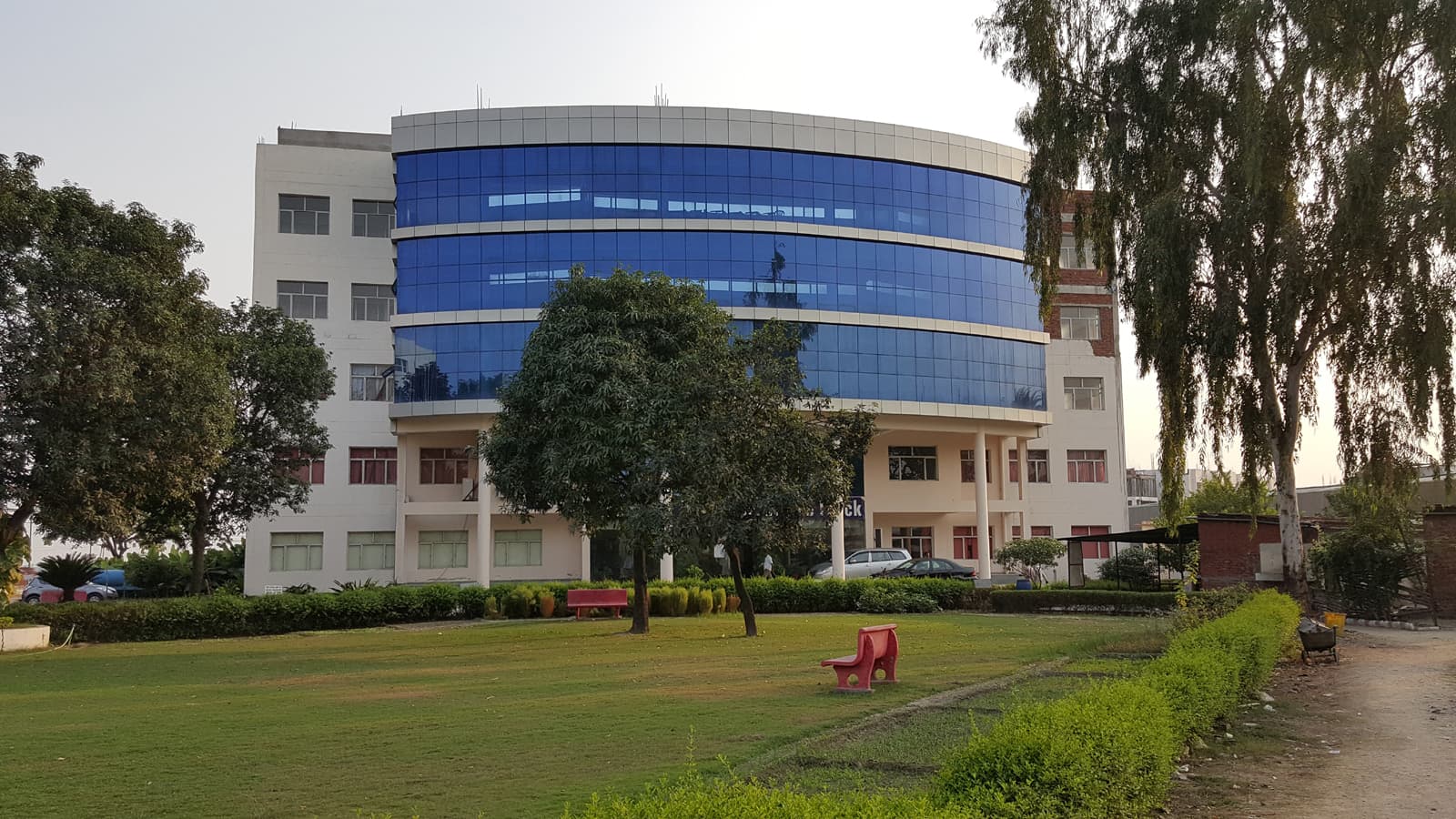 Saraswati Medical College