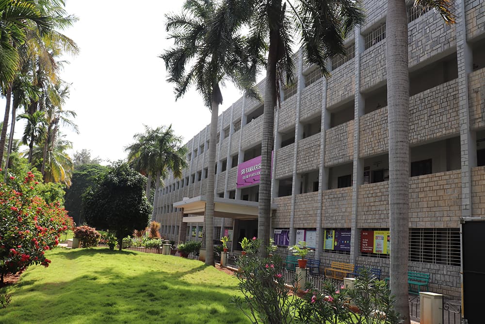 Sri Ramakrishna College of Arts and Science-image