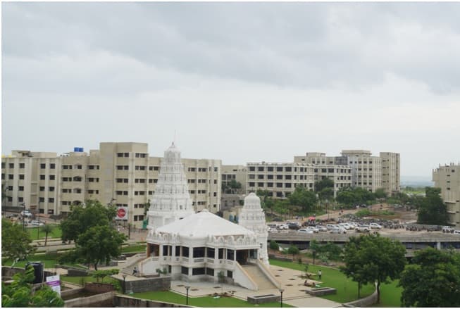 NKP SALVE INSTITUTE OF MEDICAL SCIENCES & RC & LATA MANGESHKAR HOSPITAL-image