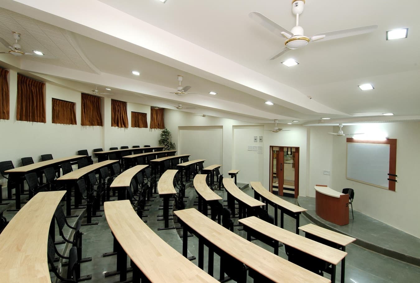 Mangalvedhekar Institute Of Management-image