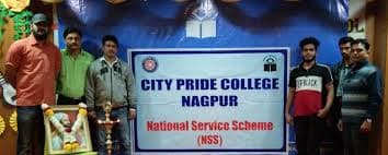City Pride College-logo