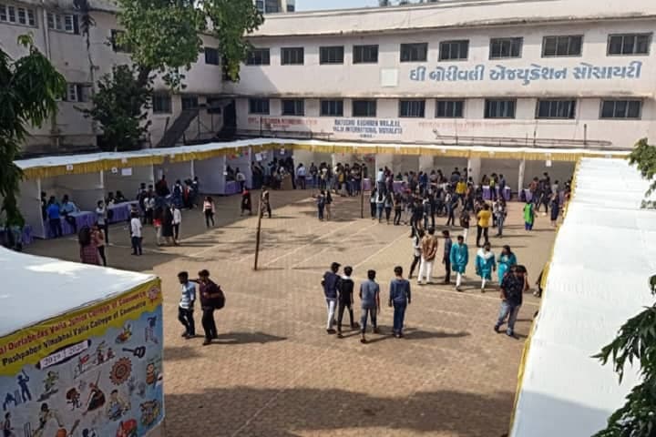Valia College of Commerce and Arts-logo