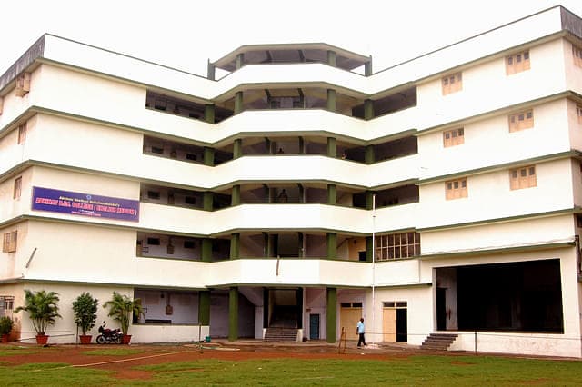 Abhinav Shetkari Shikshan Mandal Degree College logo