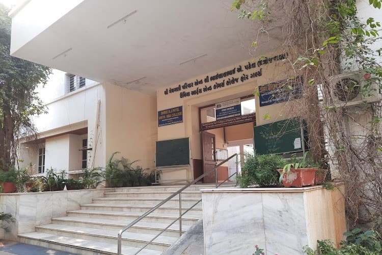 Shree Umiya BBA College for Girls-image