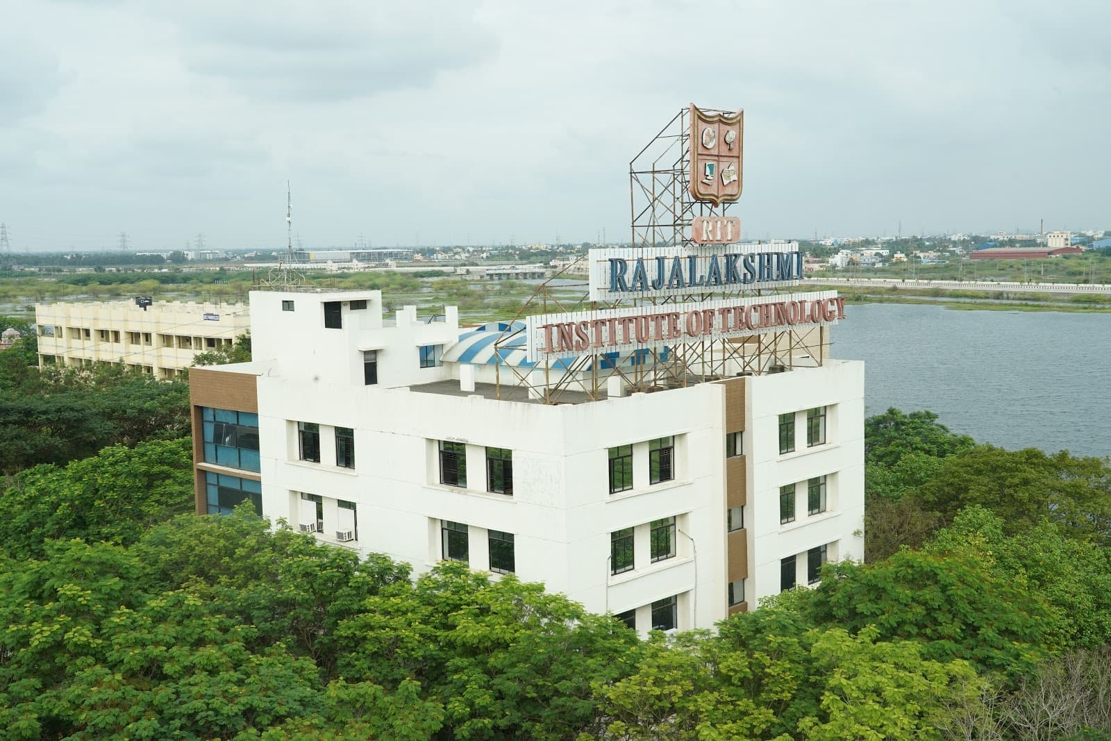 Rajalakshmi Institute of Technology-image